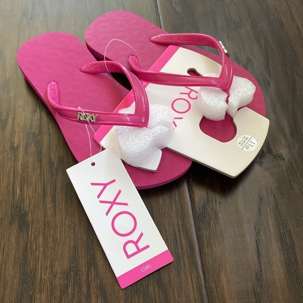 NWT ROXY Flip Flops Various sizes